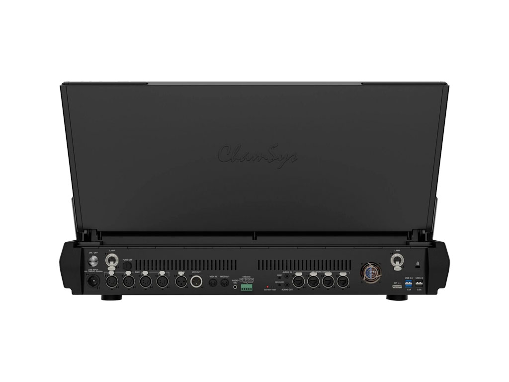 MagicQ-MQ250M-Stadium-Console_tras