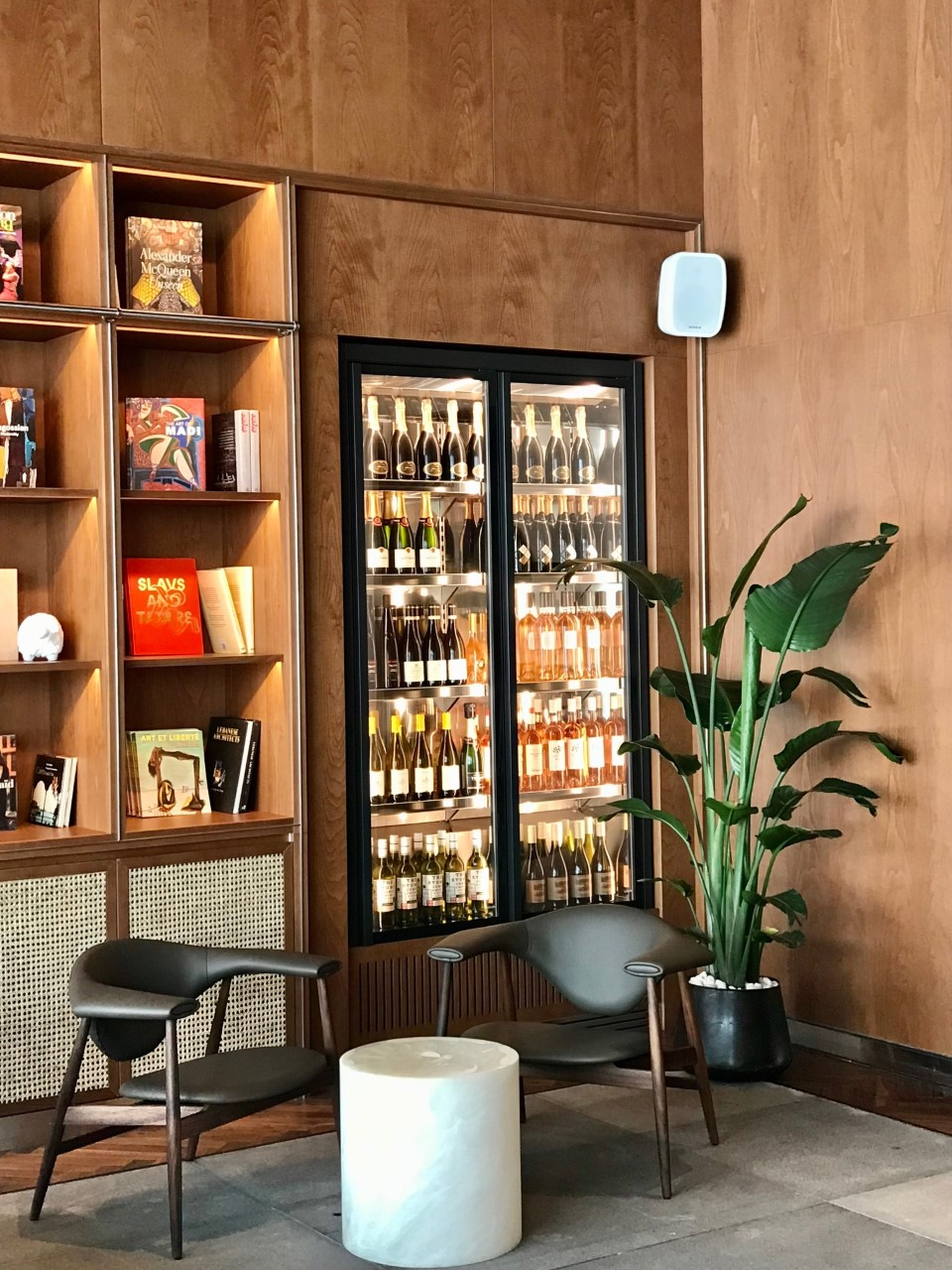 Restaurant Lounge in Abu Dhabi4