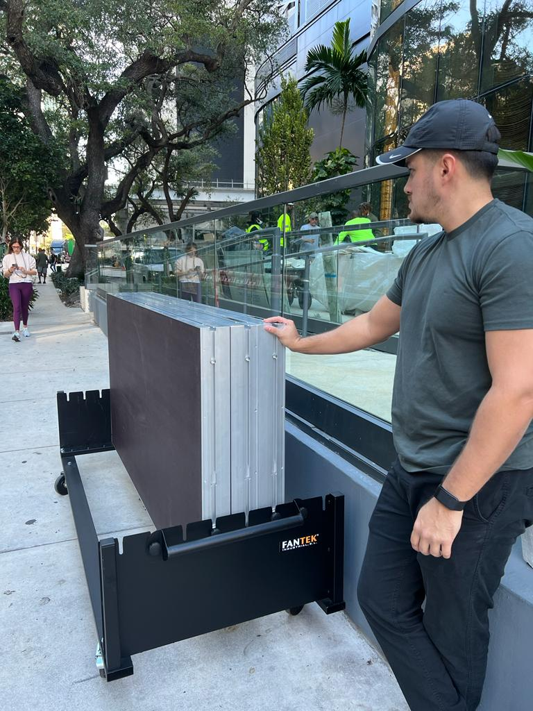 Stage Cart Carlos Madrigal